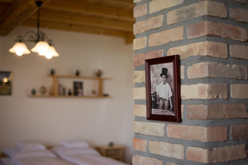 Edenkert Vendeghazak Hotel Pecsvarad Luaran gambar